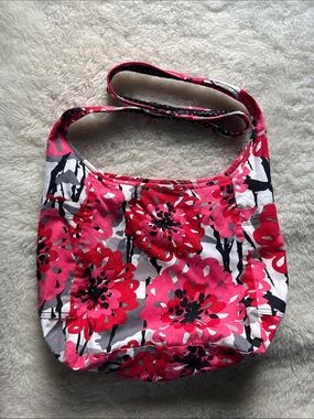 Thirty one inside out black red pink grey bold blooms hobo bag